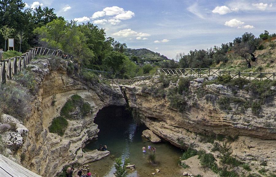 Salto del Usero, cascada y poza natural del río Mula en Bullas